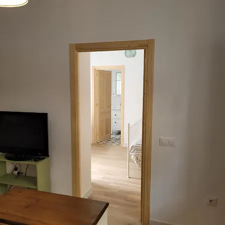 Apartamento Con Wifi, Patio Y Garaje Privado Alcalá de Guadaira Exterior photo