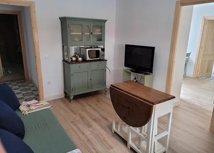 Apartamento Con Wifi, Patio Y Garaje Privado