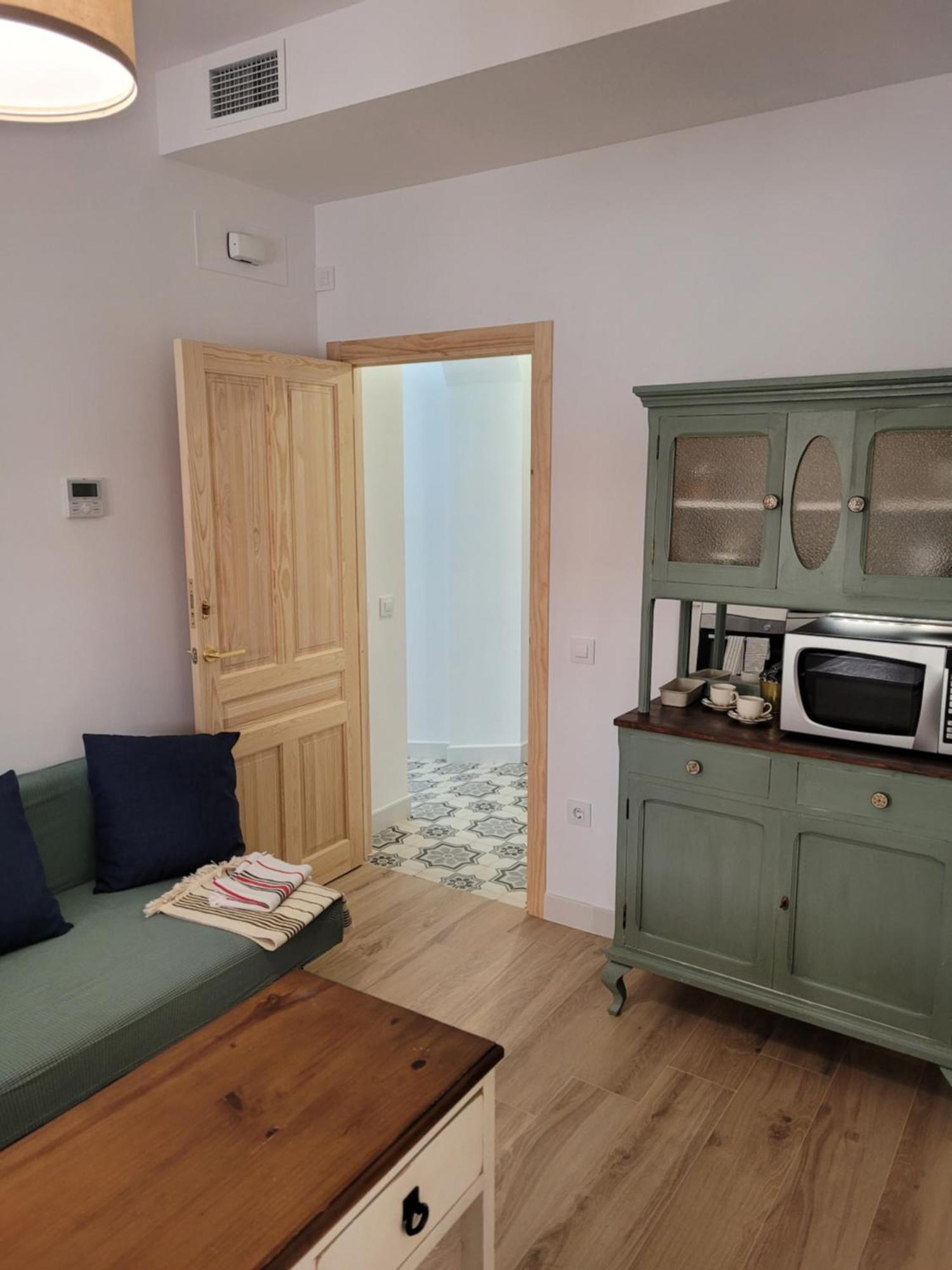 Con Wifi, Patio Y Garaje Privado Apartment