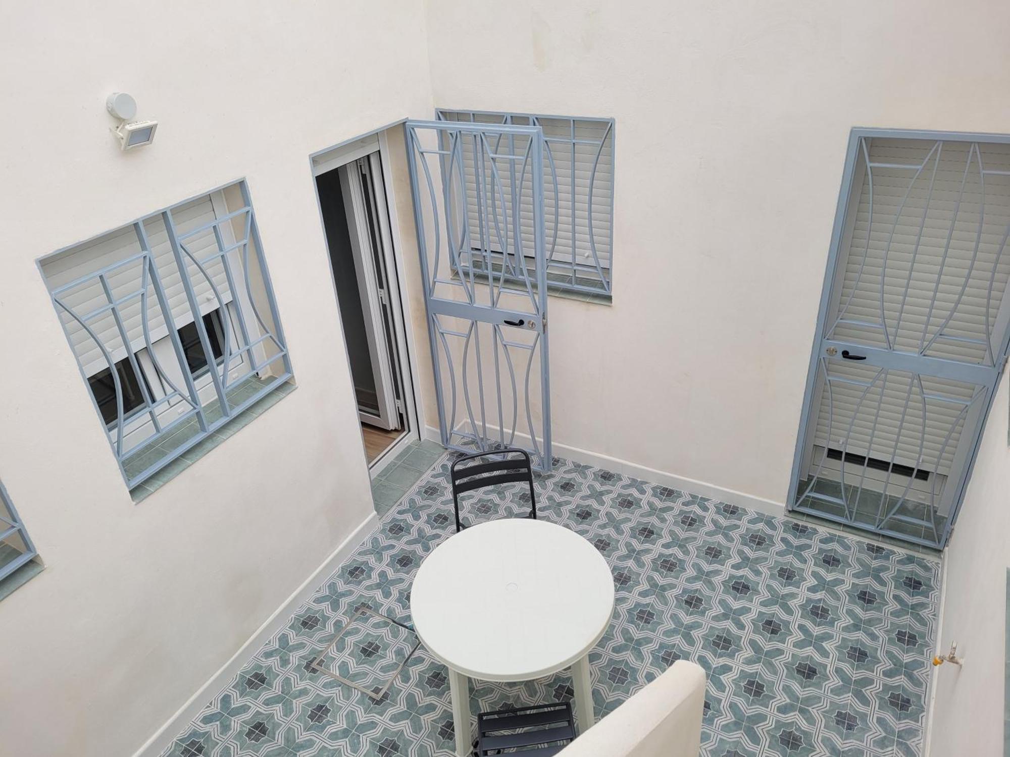 Apartment Con Wifi, Patio Y Garaje Privado *
