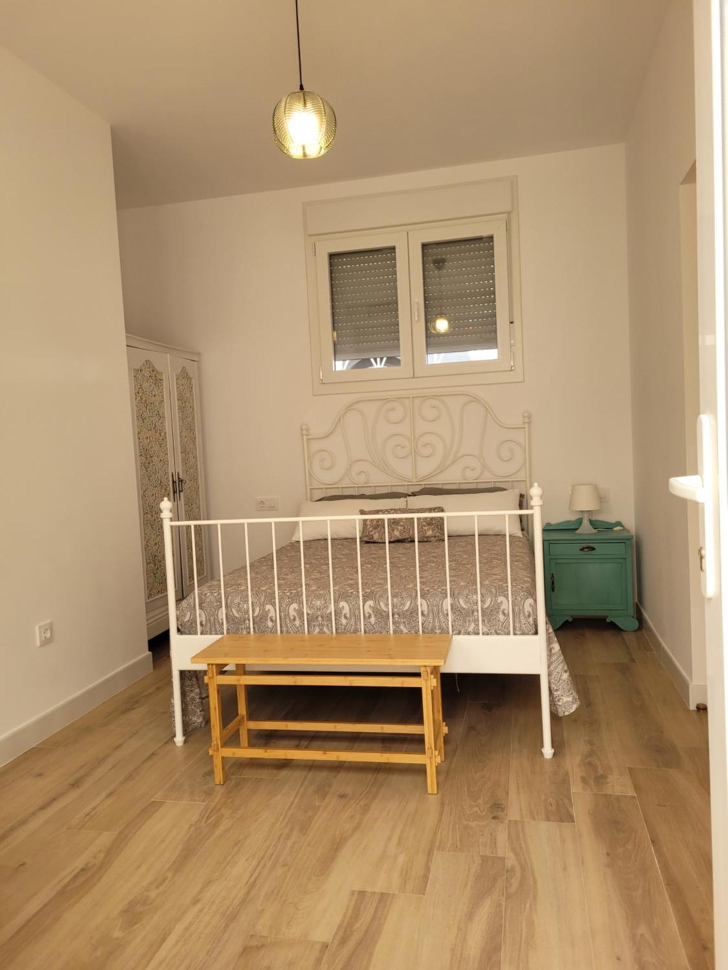 Con Wifi, Patio Y Garaje Privado Apartment Alcalá de Guadaira